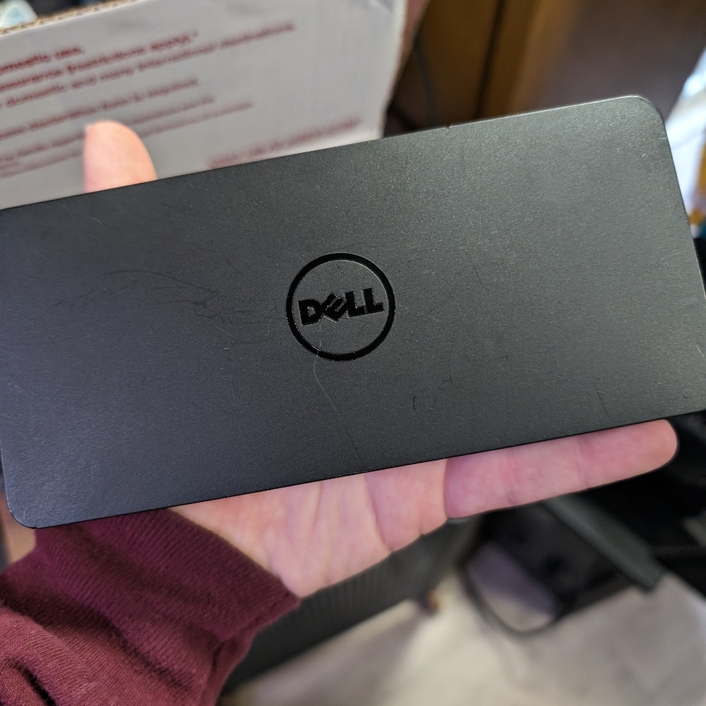 Dell docking station model D3100